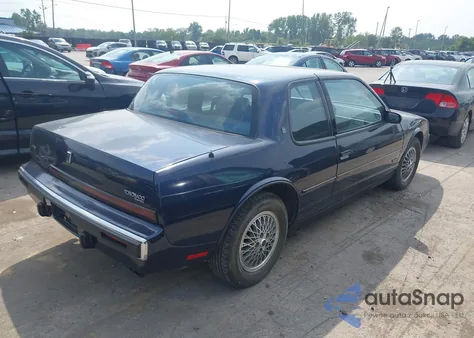 1988 Oldsmobile Toronado Trofeo from USA, damaged, VIN 1G3EV11C6JU305678